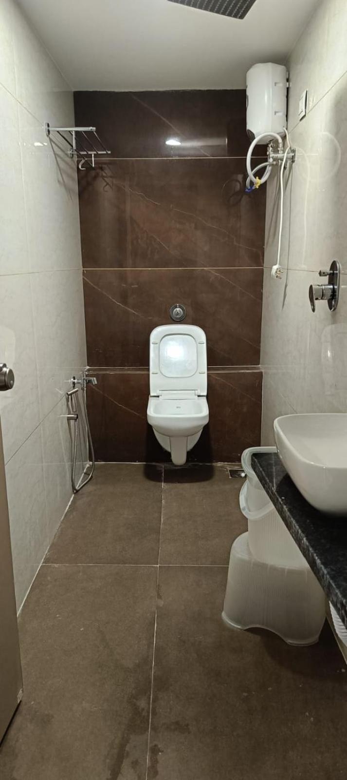 Hotel Royal Square Gandhinagar Zewnętrze zdjęcie