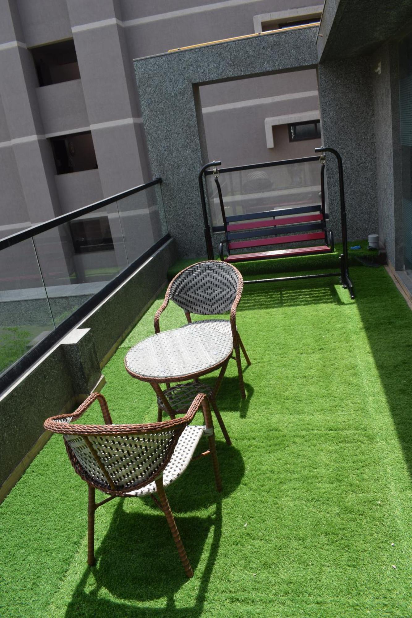 Hotel Royal Square Gandhinagar Zewnętrze zdjęcie