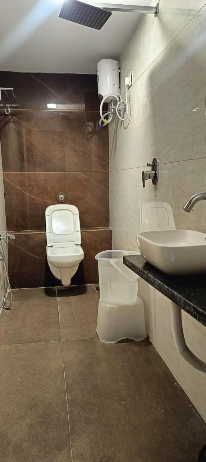 Hotel Royal Square Gandhinagar Zewnętrze zdjęcie